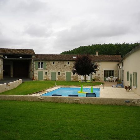 Logis Du Jacquelin Hotel Doussay Exterior photo